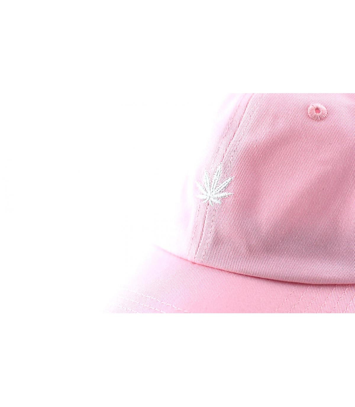 cannabis gorra rosa